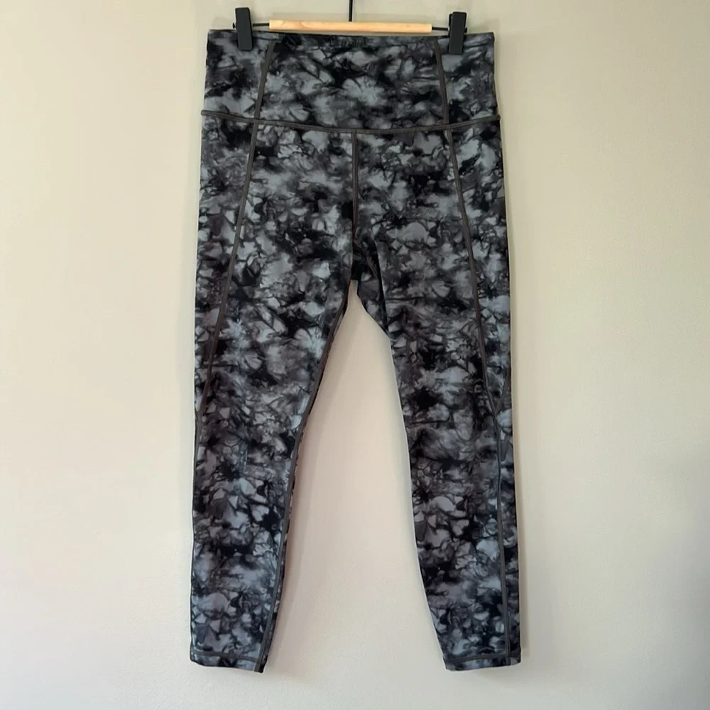 Athleta wear nulu slight